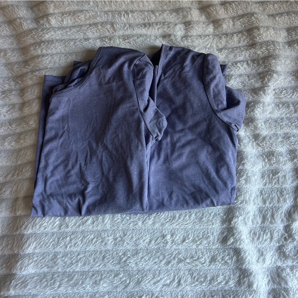 32 Degrees Cool Women's Small Lavender Stretchy T-Shirts (2 Pack) - Picture 5 of 7